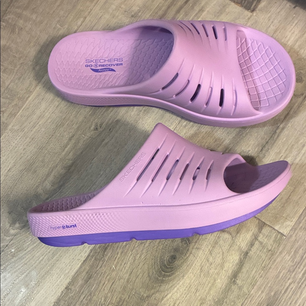 Skechers Go Recover Archfit Slide Sandles